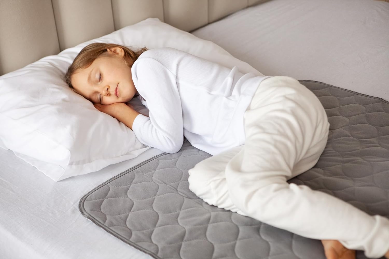 Potty Training Bed Pad For Toddler & Single Size Bed Grey