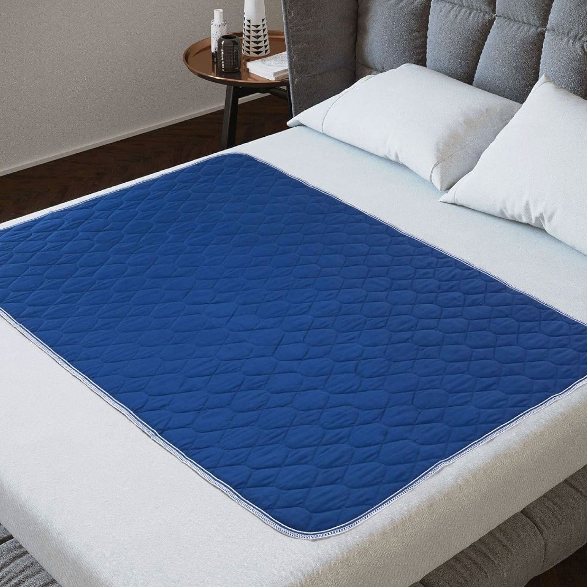 Double Size Bed Pad Without Tucks - Anti-Stain Navy Lynmark