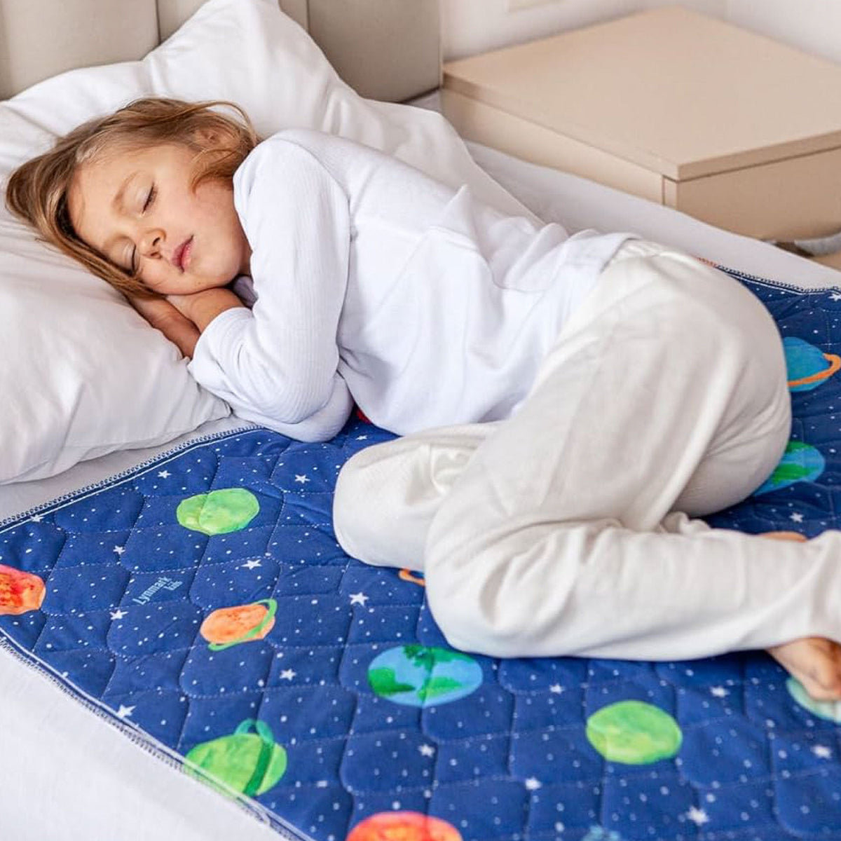 Potty Training Bed Pad Without Tucks - Galaxy Lynmark
